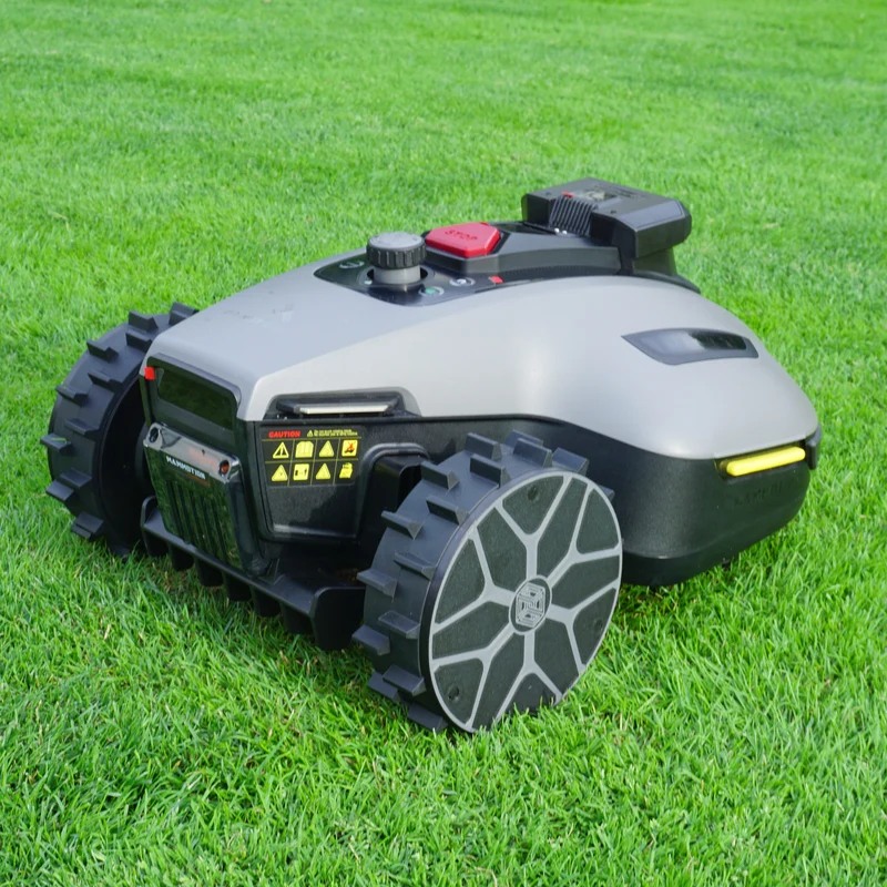 Mammotion Yuka mini 2 Mähroboter Performance Komplettpaket Radabdeckungen