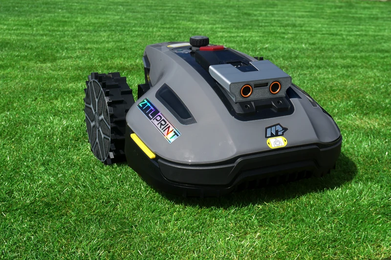 Mammotion Yuka mini Mähroboter Performance Komplettpaket PRO Spikes