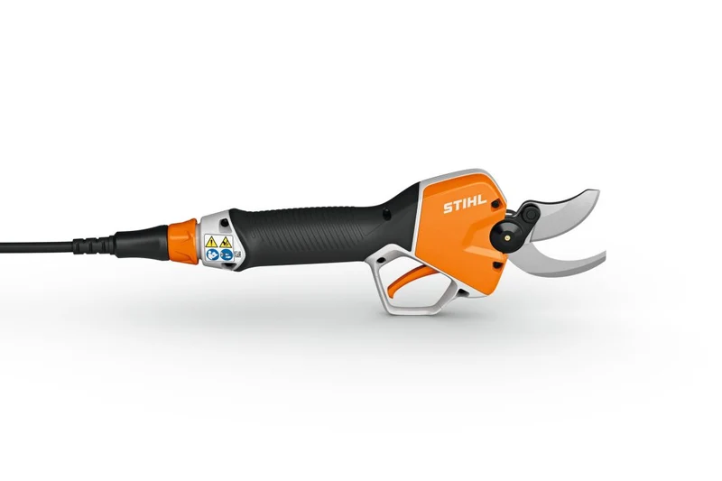 Stihl ASA 140 Akku-Astschere mit Akku AP 30