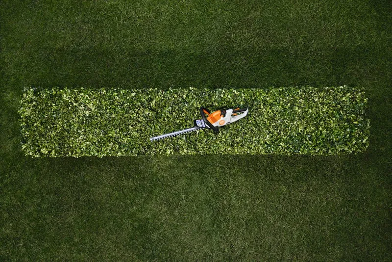 Stihl HSA 30 Akku-Heckenschere mit Akku AS 2 und Ladegerät ALS 31