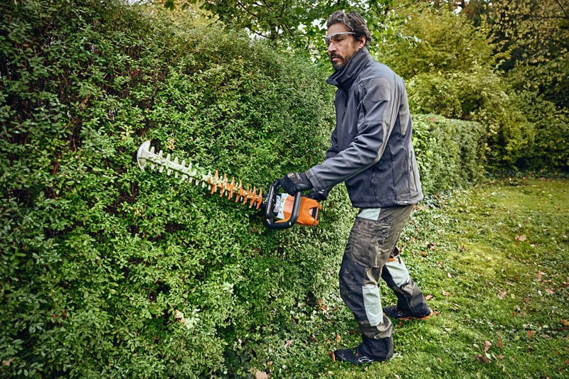 Stihl Akku-Heckenschere HSA 100 mit Akku AP20