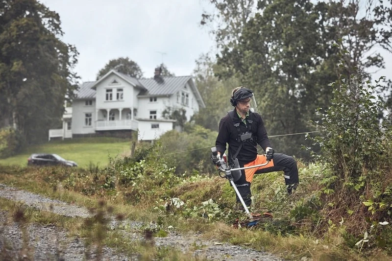 Husqvarna 535iFR Akku Freischneider für leichte Forstarbeiten
