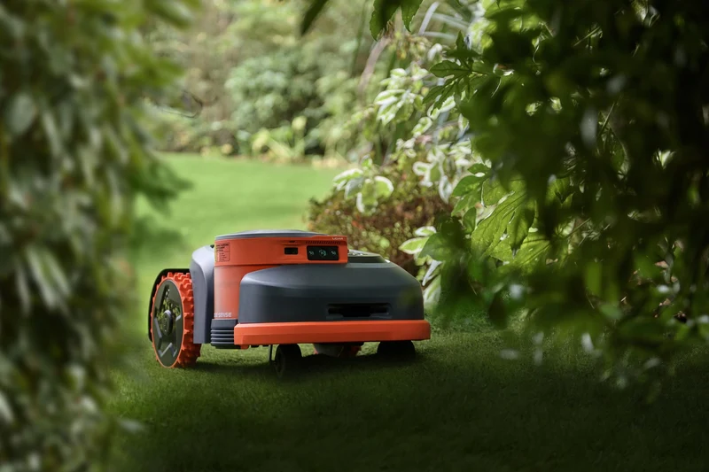 Segway Navimow H230E｜3000 m²
