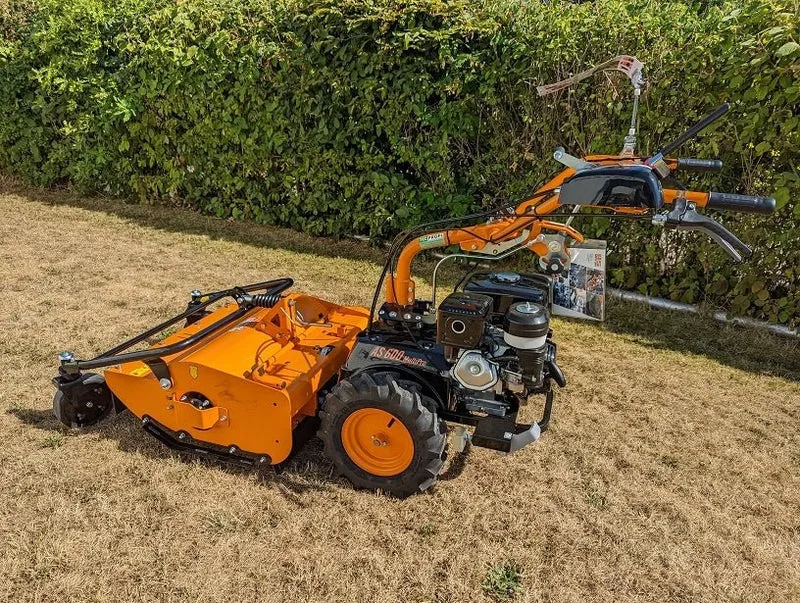 AS 600 MultiPro Geräteträger mit Schlegelmähwerk