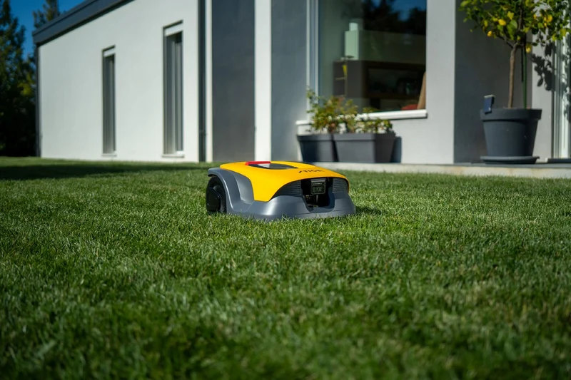 Stiga kabelloser Mähroboter A 6v - Vorführgerät minimale Gebrauchsspuren