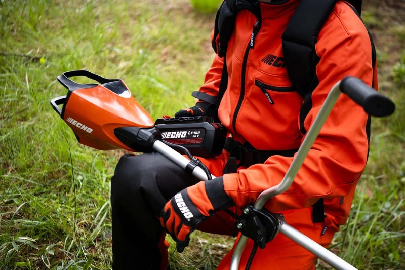 ECHO Akku-Motorsense DSRM-2600U Set -inkl. 2x 5Ah Akku und Schnellladegerät