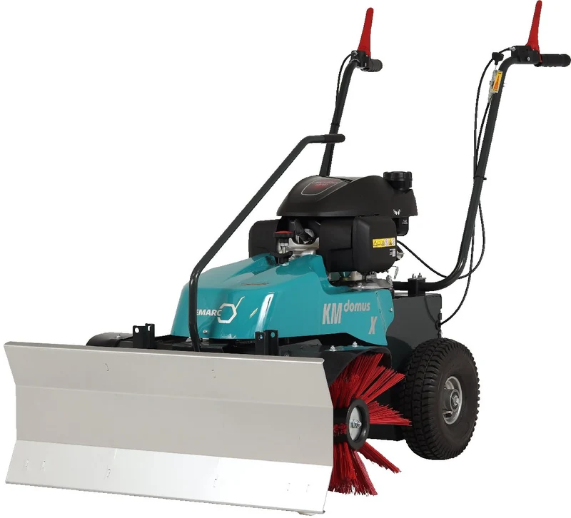 Remarc Schmutz- und Schneekehrmaschine KM DOMUS X - Honda Motor - Bundle - inkl. Schneeschild