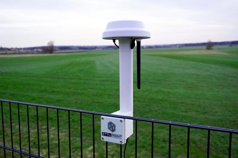 Mammotion Luba mini AWD & Yuka mini Mähroboter Performance Smart Antennenhalter