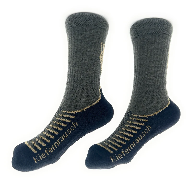 Kiefernrausch Merinosocken warm und weich