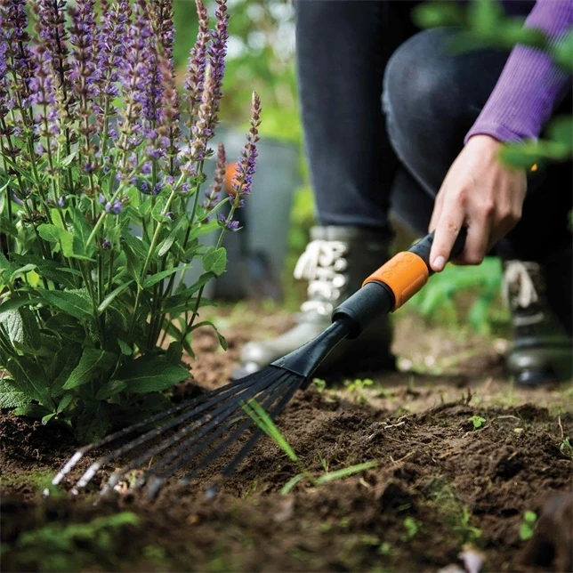 Fiskars QuikFit Kleinfächerbesen