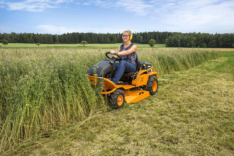 AS 900 Enduro Aufsitzmäher