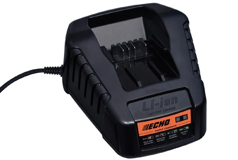 ECHO Ultra Schnellladegerät für 50,4 V Akkusystem LCJU-560