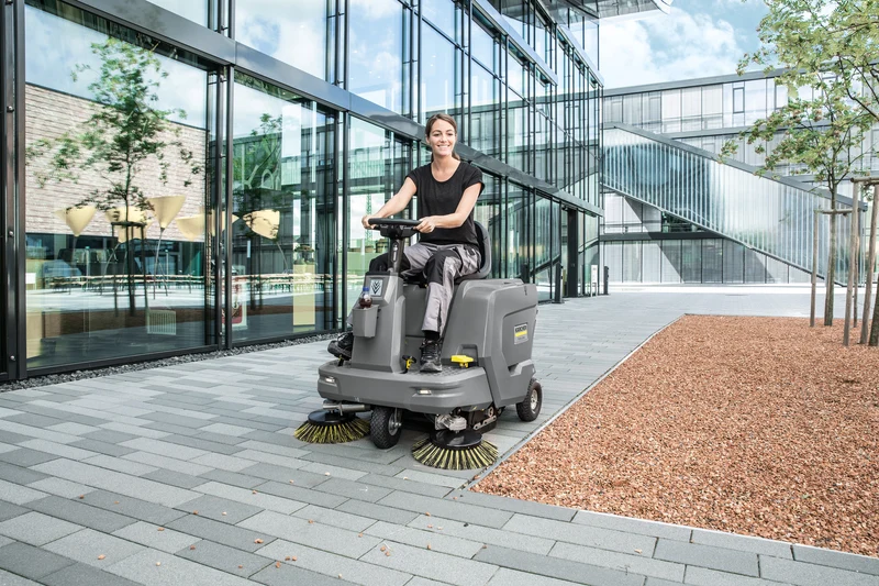 Kärcher KM 85/50 R Bp Pack Aufsitz-Kehrsaugmaschinen