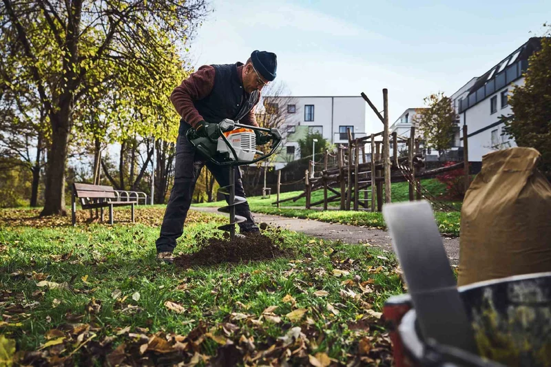 STIHL Akku-Erdbohrgerät BTA 140 - ohne Akku und Ladegerät