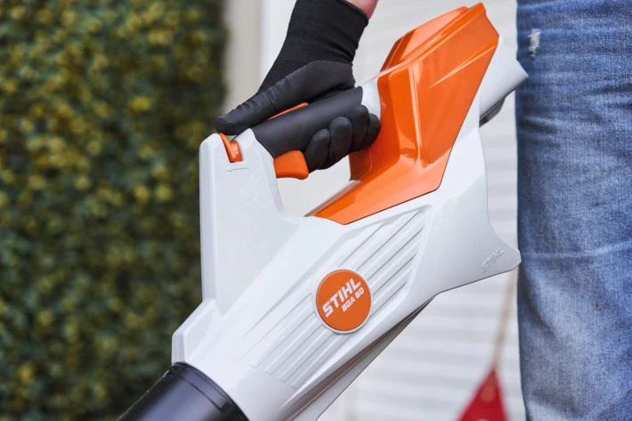 STIHL Akku-Laubbläser BGA 60 ohne Akku und Ladegerät