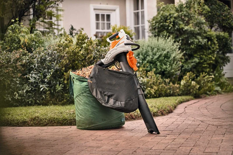 STIHL Akku-Saughäcksler SHA 56 ohne Akku und Ladegerät