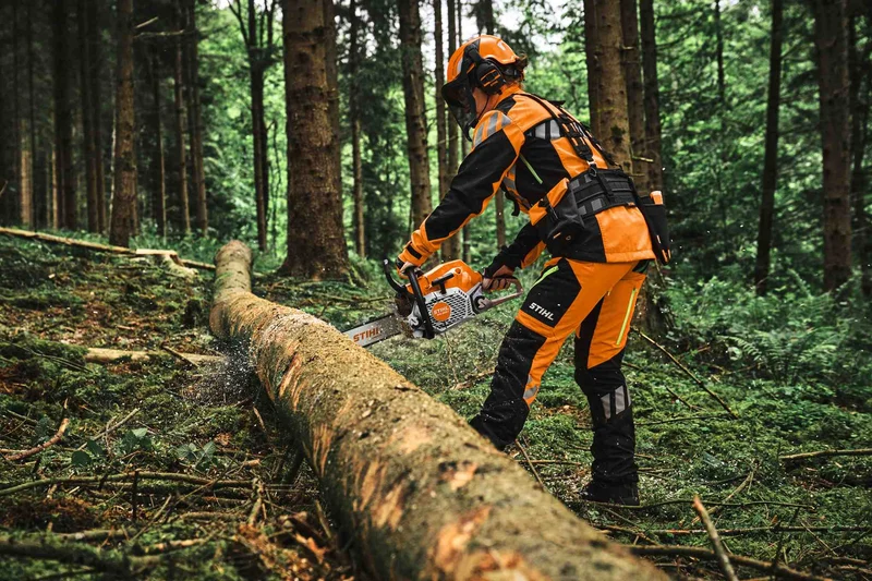 STIHL Profi-Benzin-Motorsäge MS 300 C-M VW, RS Pro, Schienenlänge 35 cm