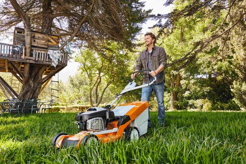 STIHL Benzin-Rasenmäher RM 655 V