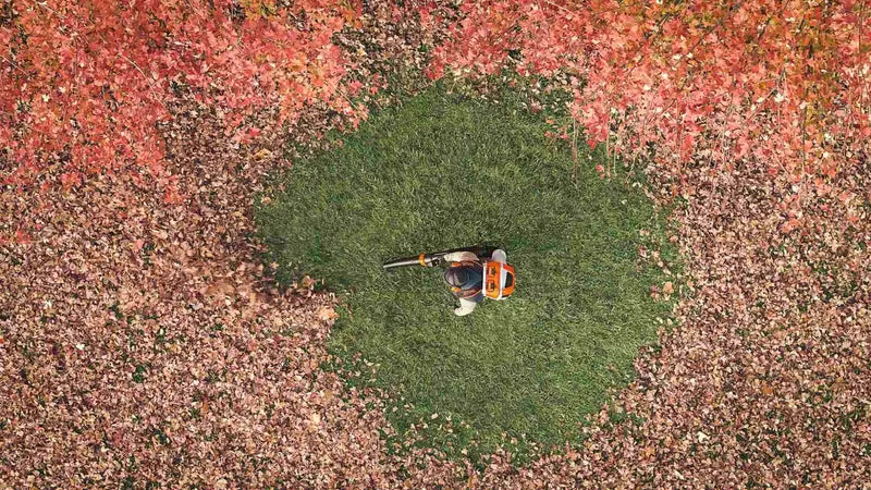 STIHL Rückentragbarer Akku-Laubbläser BRA 600, ohne Akku und Ladegerät