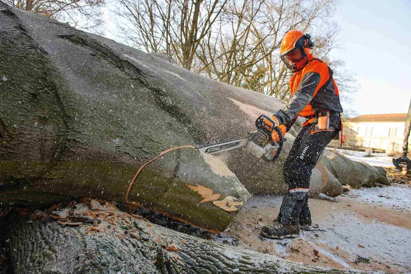 STIHL Profi Motorsäge MS 661 C-M, RS, Schienenlänge 71cm, Leichtbausch.