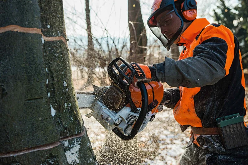 STIHL Profi Motorsäge MS 661 C-M, RS, Schienenlänge 71cm, Leichtbausch.