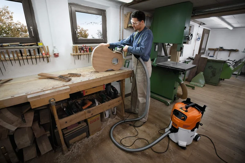 STIHL Nass- und Trockensauger SE 122 E