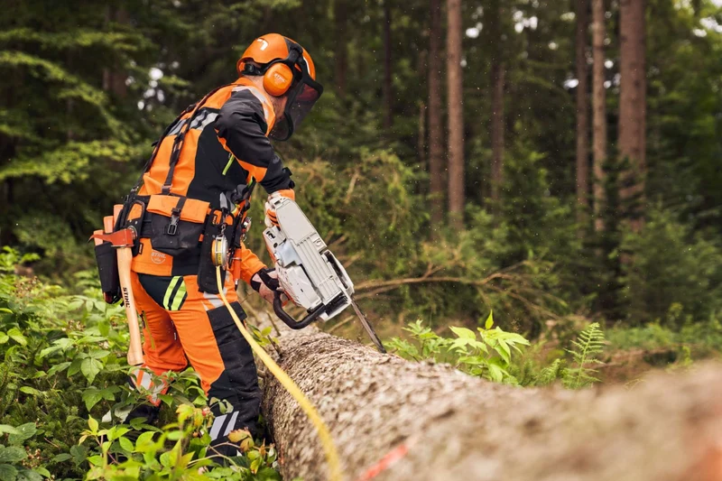 STIHL Benzin-Motorsäge MS 400 C-M VW, RH, Schienenlänge 40 cm