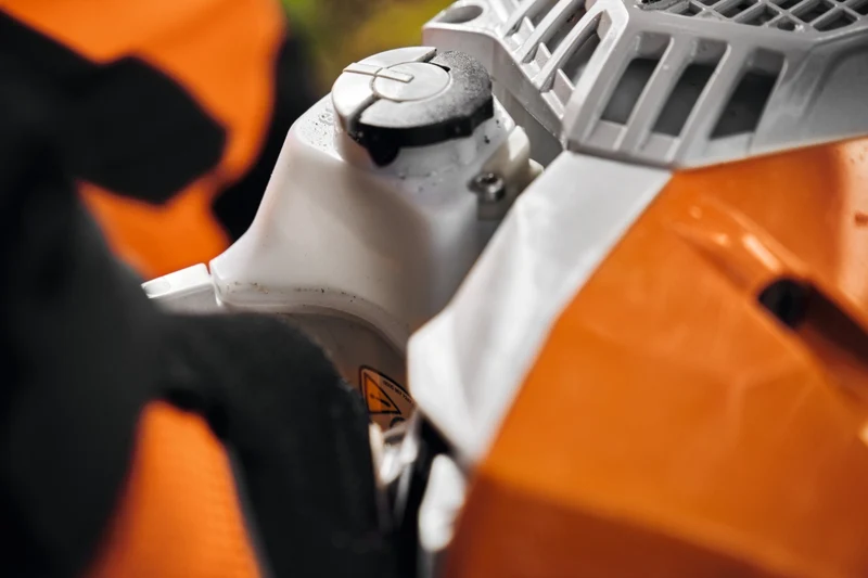 STIHL Benzin-Motorsäge MS 400 C-M, RH, Schienenlänge 40 cm