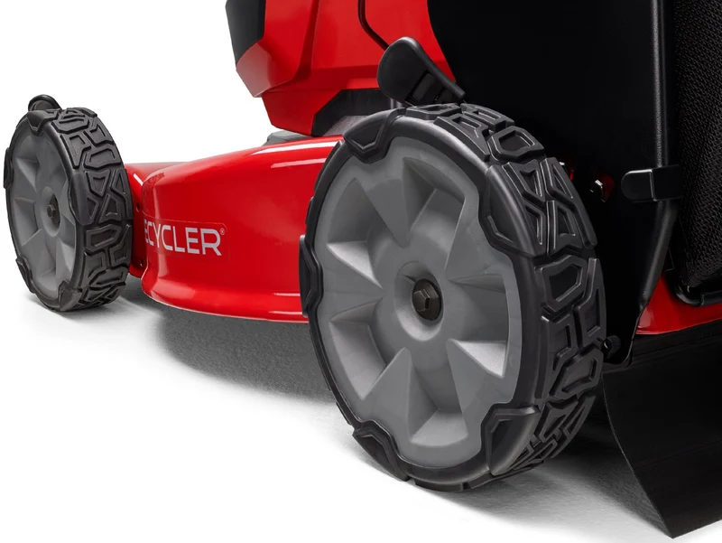 Toro Akku-Rasenmäher eRecycler eS55AST 55 cm Rasenmäher - Set mit 6 Ah Akku und Ladegerät