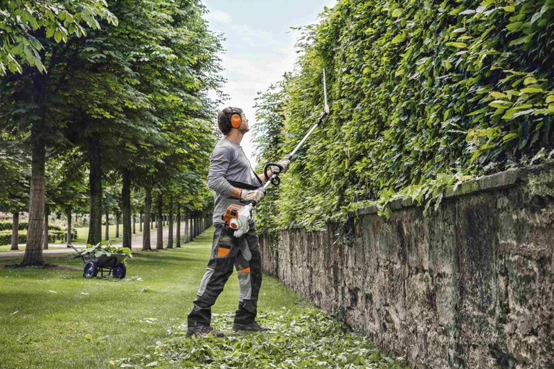 STIHL Benzin-Heckenschneider HL 94 C-E