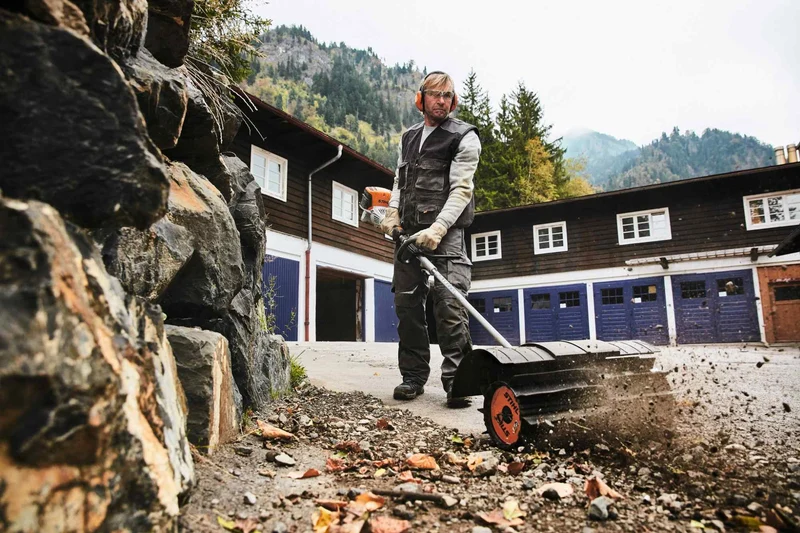 STIHL Kehrwalze-Aufsatz für Kombimotor KW-KM