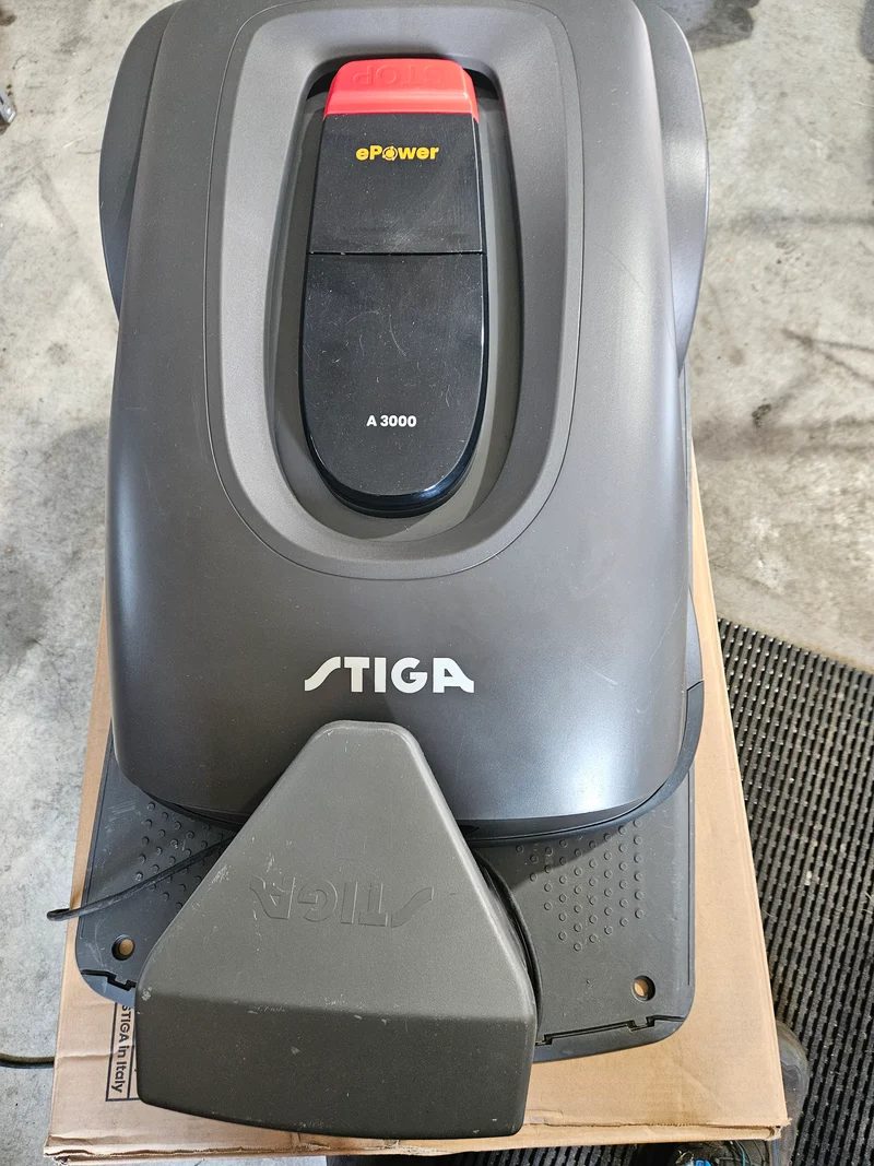 STIGA Autonomer Mähroboter A 3000 Vorführer