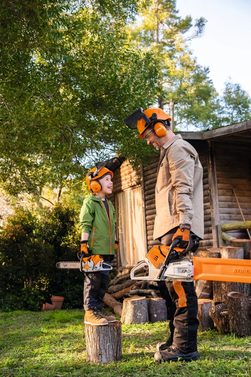 Stihl Spielzeug-Motorsäge inklusive Batterie