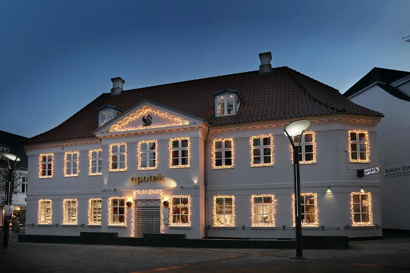 MK ILLUMINATION 019-406 Lichterkette 120er 2,5m warmweiß inkl. Netzteil
