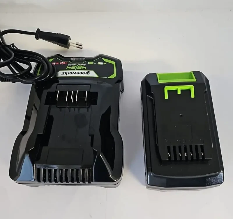 GREENWORKS Starter Kit 48V 2Ah Gsk4824B2 Akku+ Ladegerät
