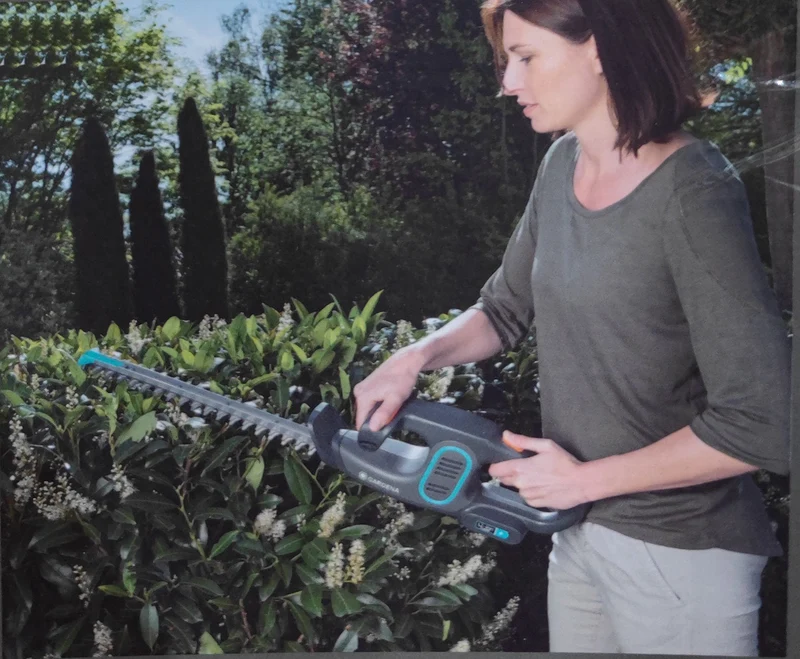 Gardena Akku Heckenschere EasyCut Li