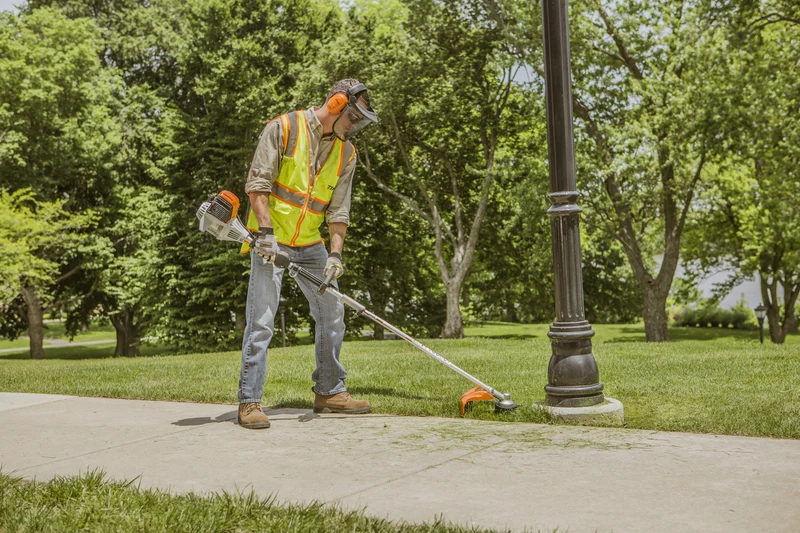 STIHL Benzin-KombiMotor KM111 R