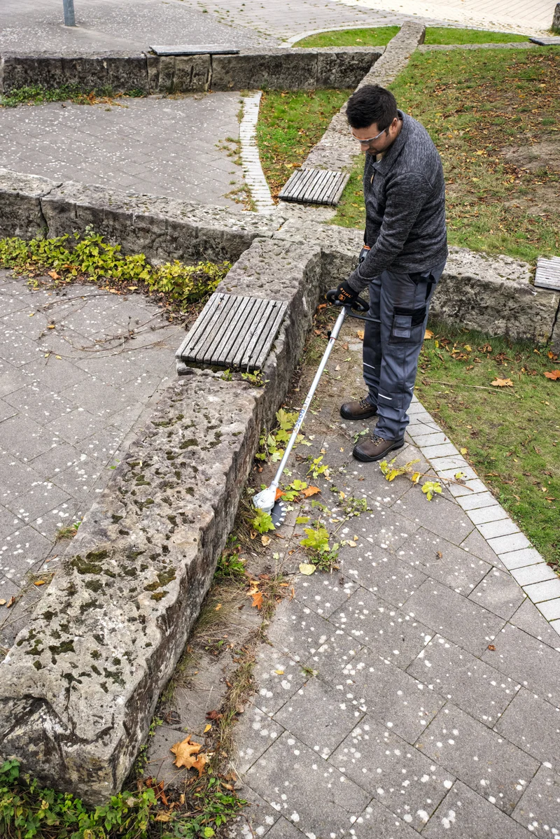 STIHL Akku-KombiMotor KMA135 R - AP-System