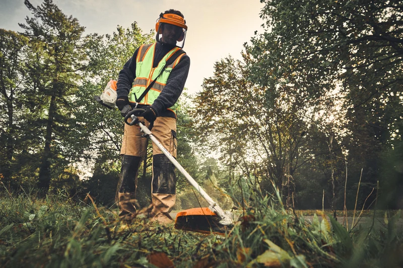STIHL Akku-KombiMotor KMA200 R - AP-System