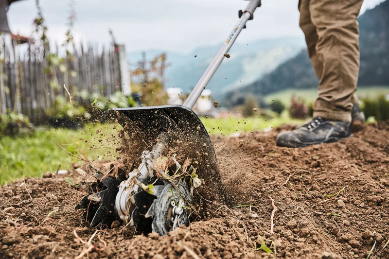 STIHL Benzin-KombiMotor KM131 R