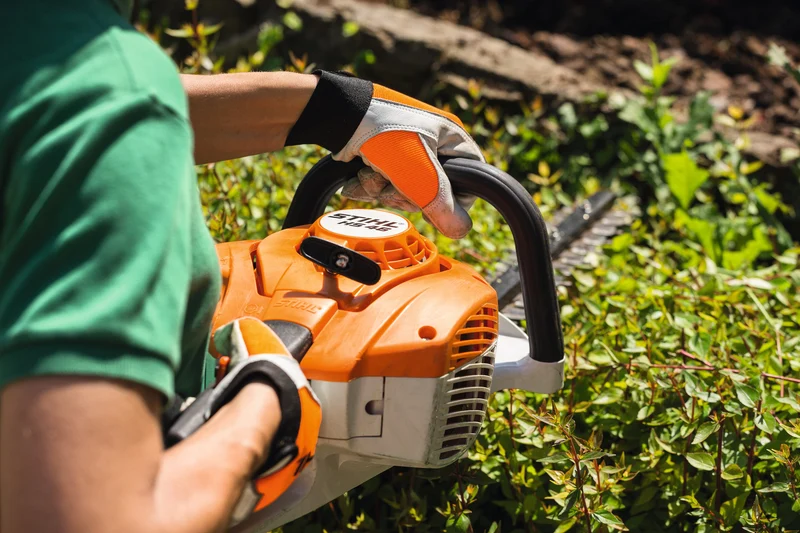 STIHL Benzin-Heckenschere HS46