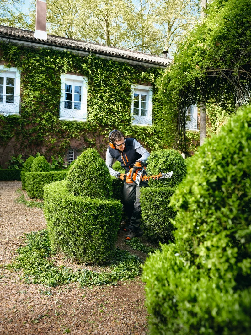 STIHL Benzin-Heckenschere HS56
