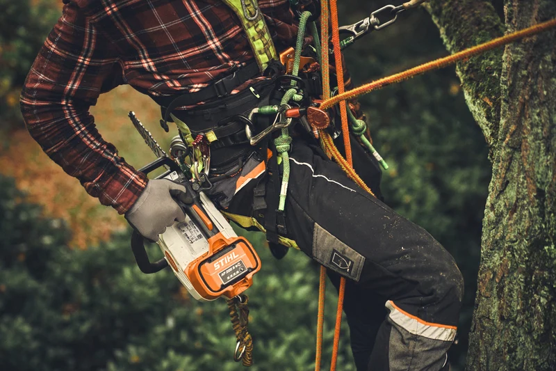 STIHL Akku-Kettensäge MSA190 T - AP-System