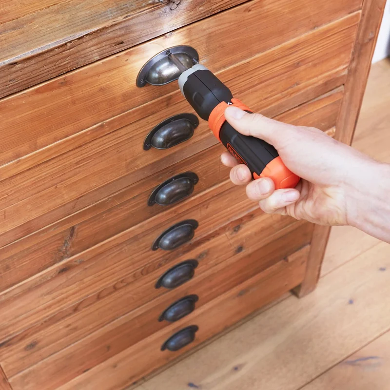 Abschrauben Black+Decker BCF601C-XJ