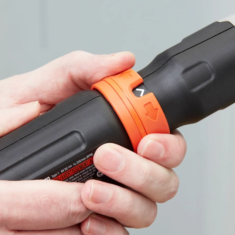 Abschrauben Black+Decker BCF601C-XJ