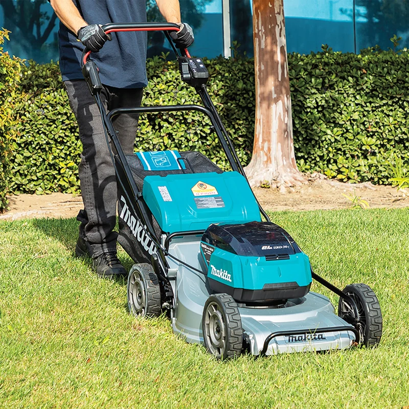 Rasenmäher Makita DLM533Z 18V x 2