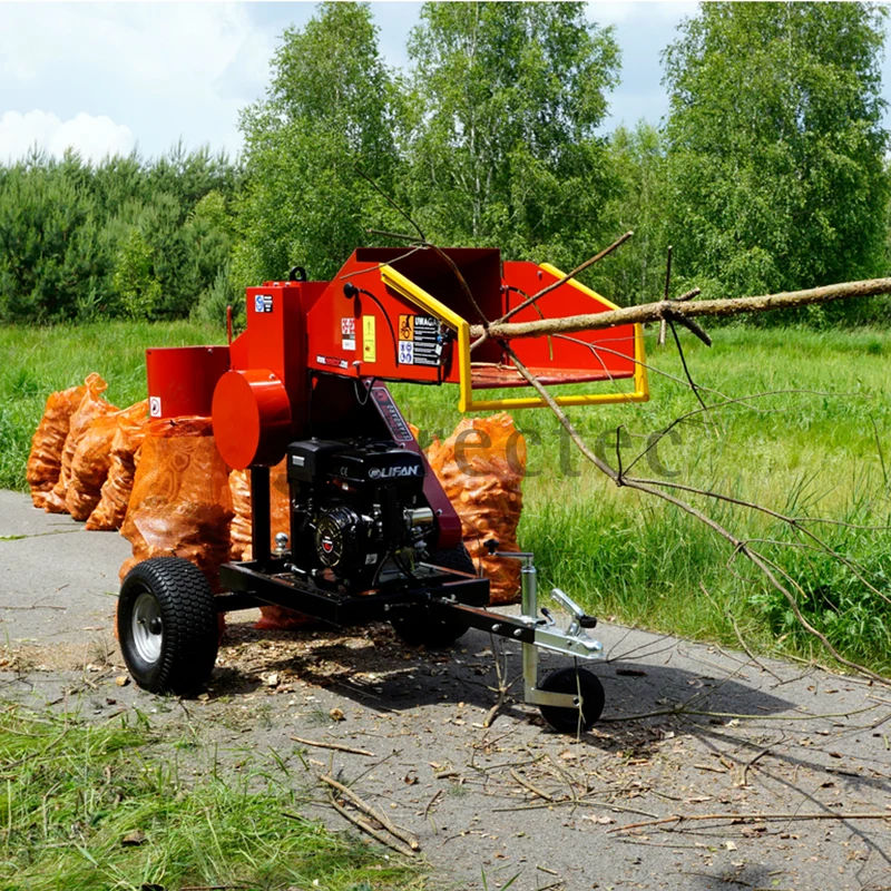 Dragon Standard RS-120 3 M Holzhacker mit Benzinmotor und Off Roadfahrwerk