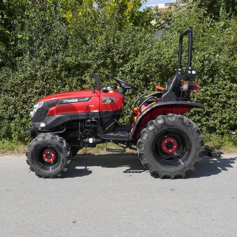 Solis 26 Tiger rot metallic Allrad Traktor