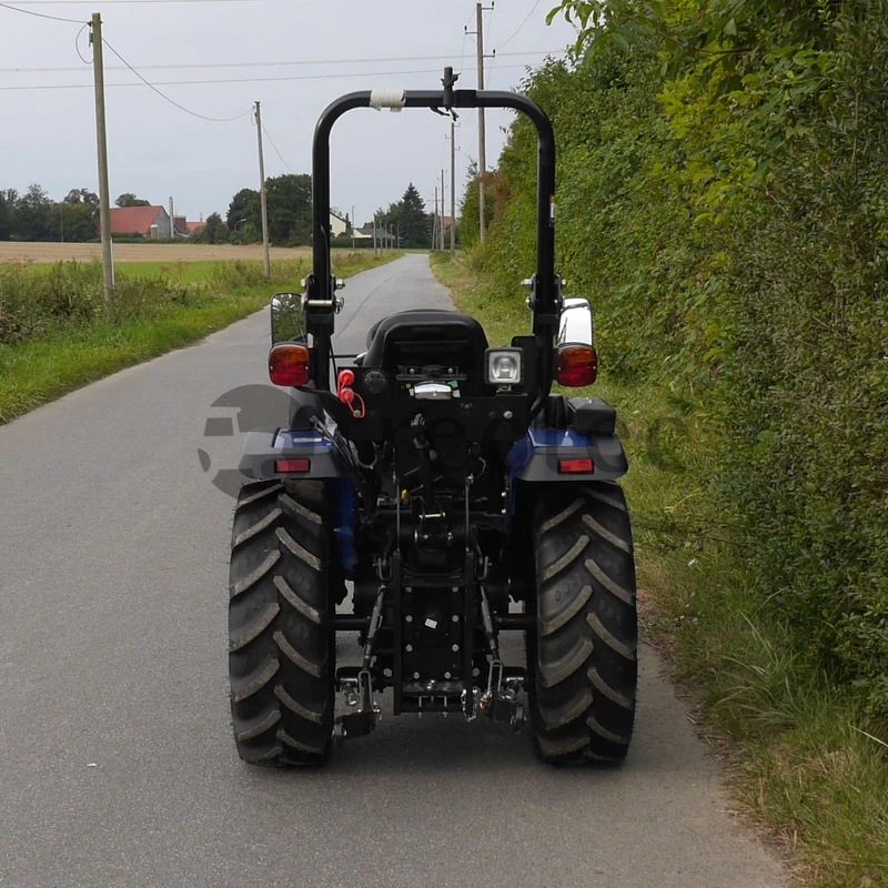 Solis 26 Tiger blau metallic Allrad Traktor