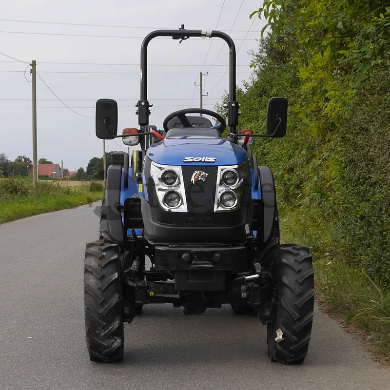 Solis 26 Tiger blau metallic Allrad Traktor